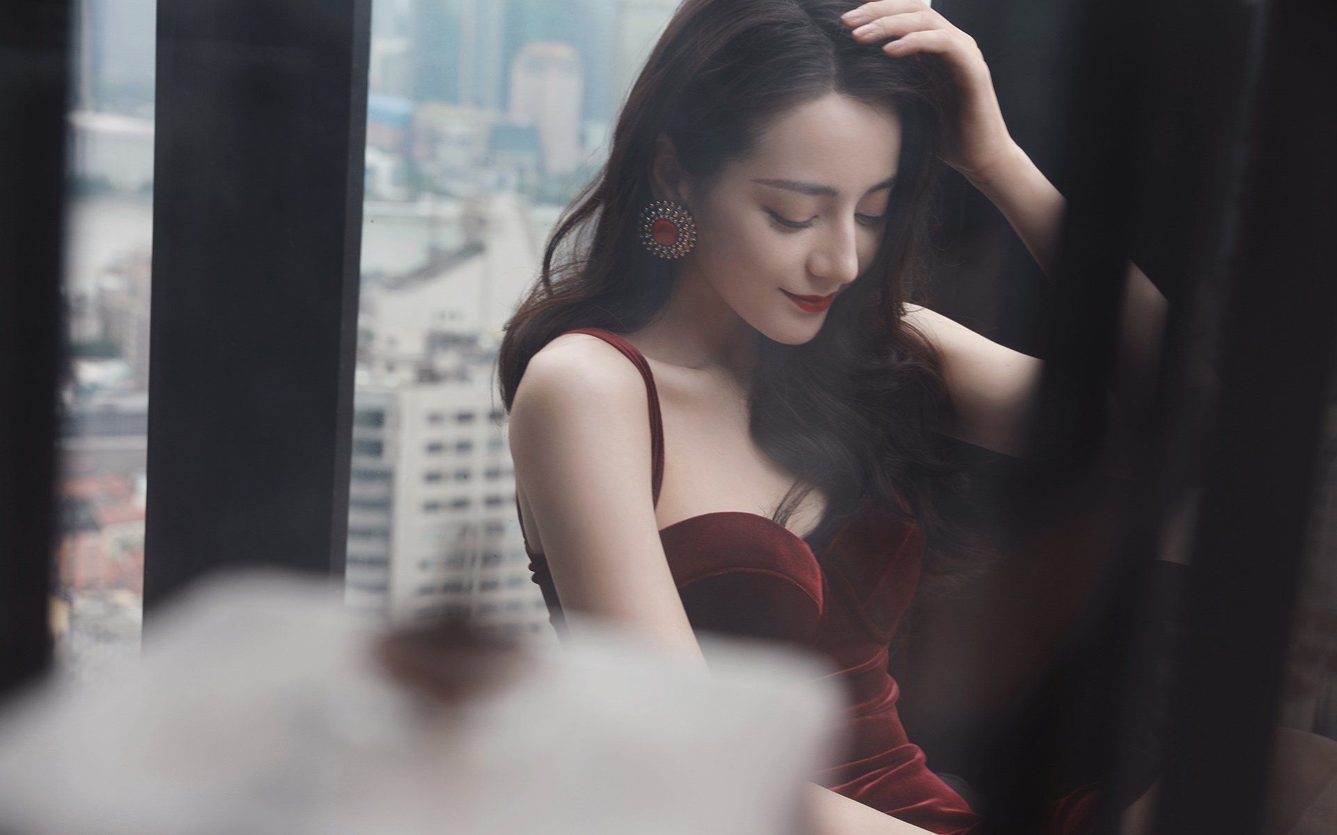 史上“最硬核”防守:他连续多场封堵对手得分线,成为比赛中的“黑暗骑士”!