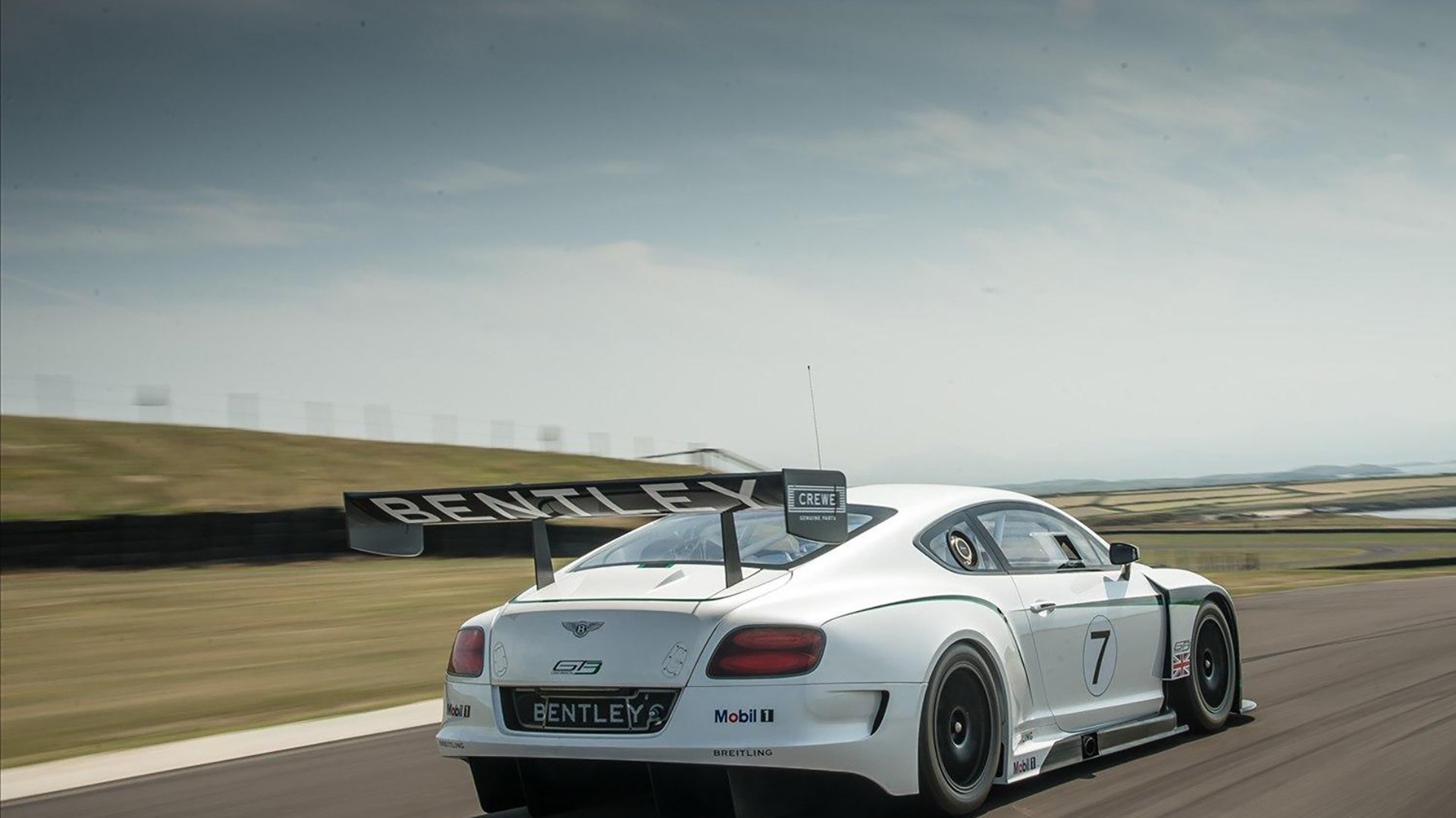 恢复计划揭秘:明星球员的“疗伤大法”,足球明星受伤