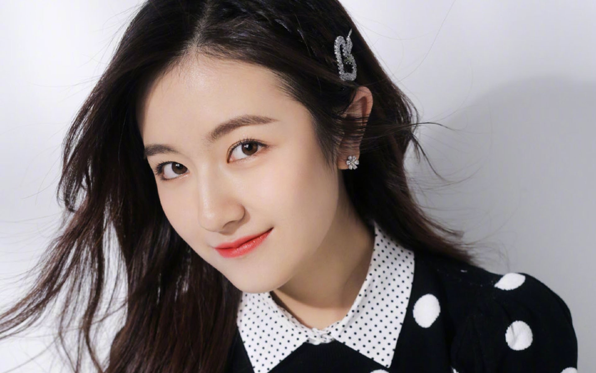 爱游戏电竞官网-格列兹曼重返马竞，表现稳定，格列兹曼又回马竞了_