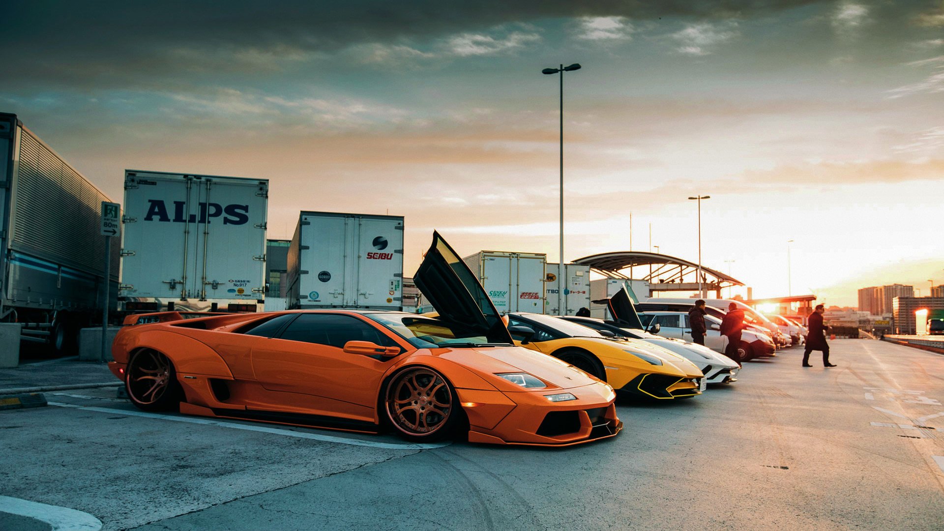 羽毛球世青赛中国队表现稳中有升,羽毛球世青赛三冠王